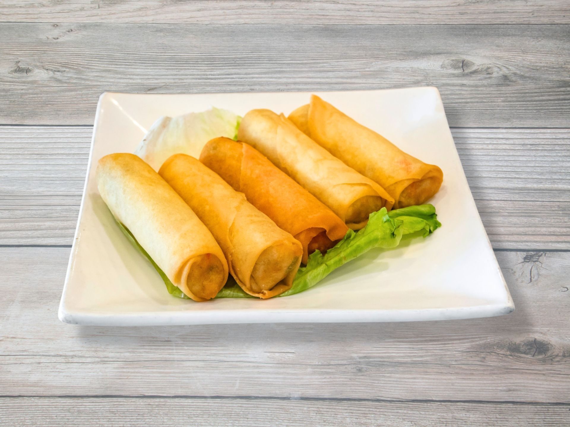 Egg rolls (4) / 春捲.