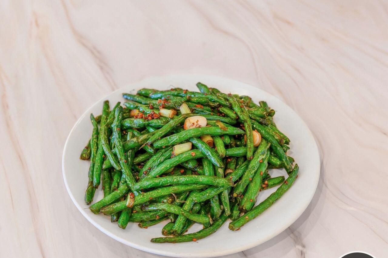 Dry sautéed string beans (lunch) / 干扁四季豆(午).