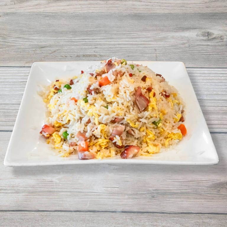 Delicious Fried Rice: A Chinese Staple