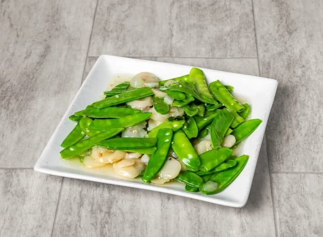 Sautéed snow peas / 炒雪豆.