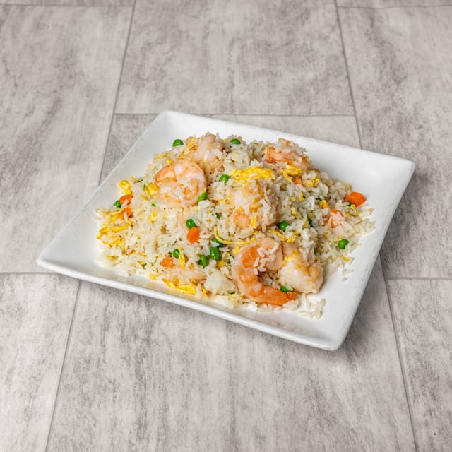 Shrimp fried rice / 虾仁炒饭.