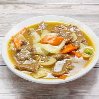 Curry beef (lunch) / 咖喱牛肉(午)