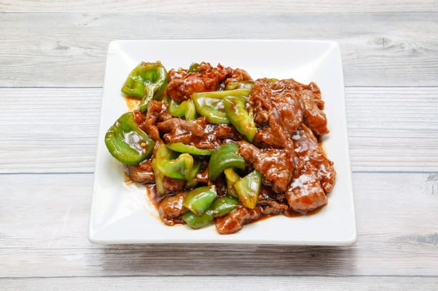 Pepper steak / 青椒牛肉.