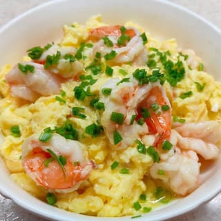 Chinese style scrambled eggs with tomatoes (lunch) / 番茄炒蛋(午)
