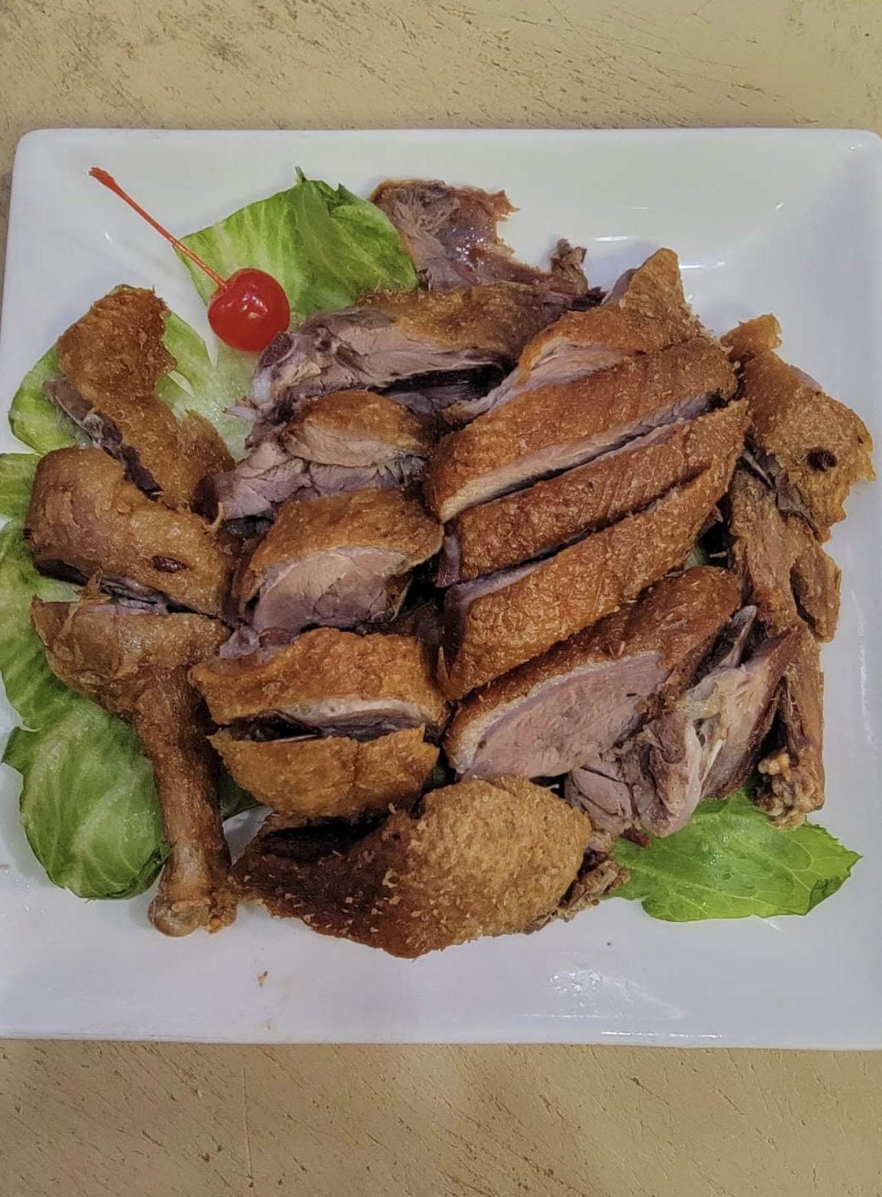 Crispy duck (half) / 香酥鸭.