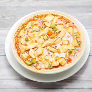 Ma bo bean curd with beef (lunch) / 麻婆豆腐(午)