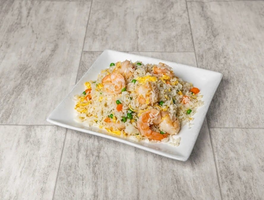 Shrimp fried rice / 虾仁炒饭.