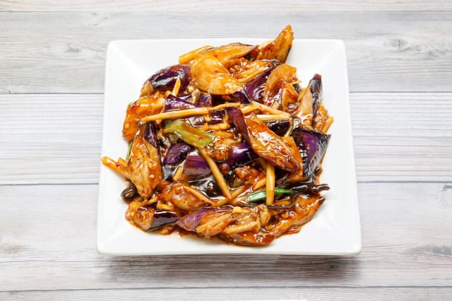 Eggplant with garlic sauce (lunch) / 鱼香茄子（午）.