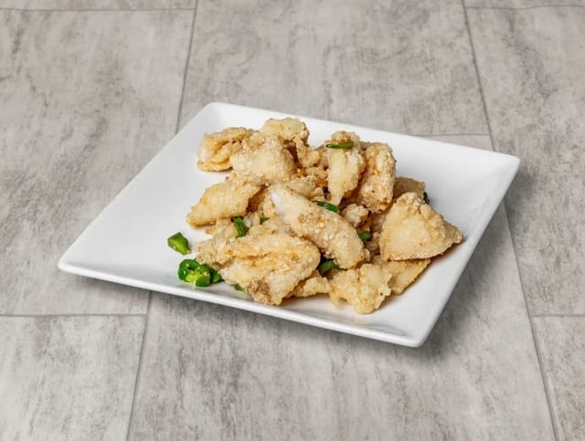 Salt & pepper fried fish fillets (lunch) / 椒盐鱼片（午）.