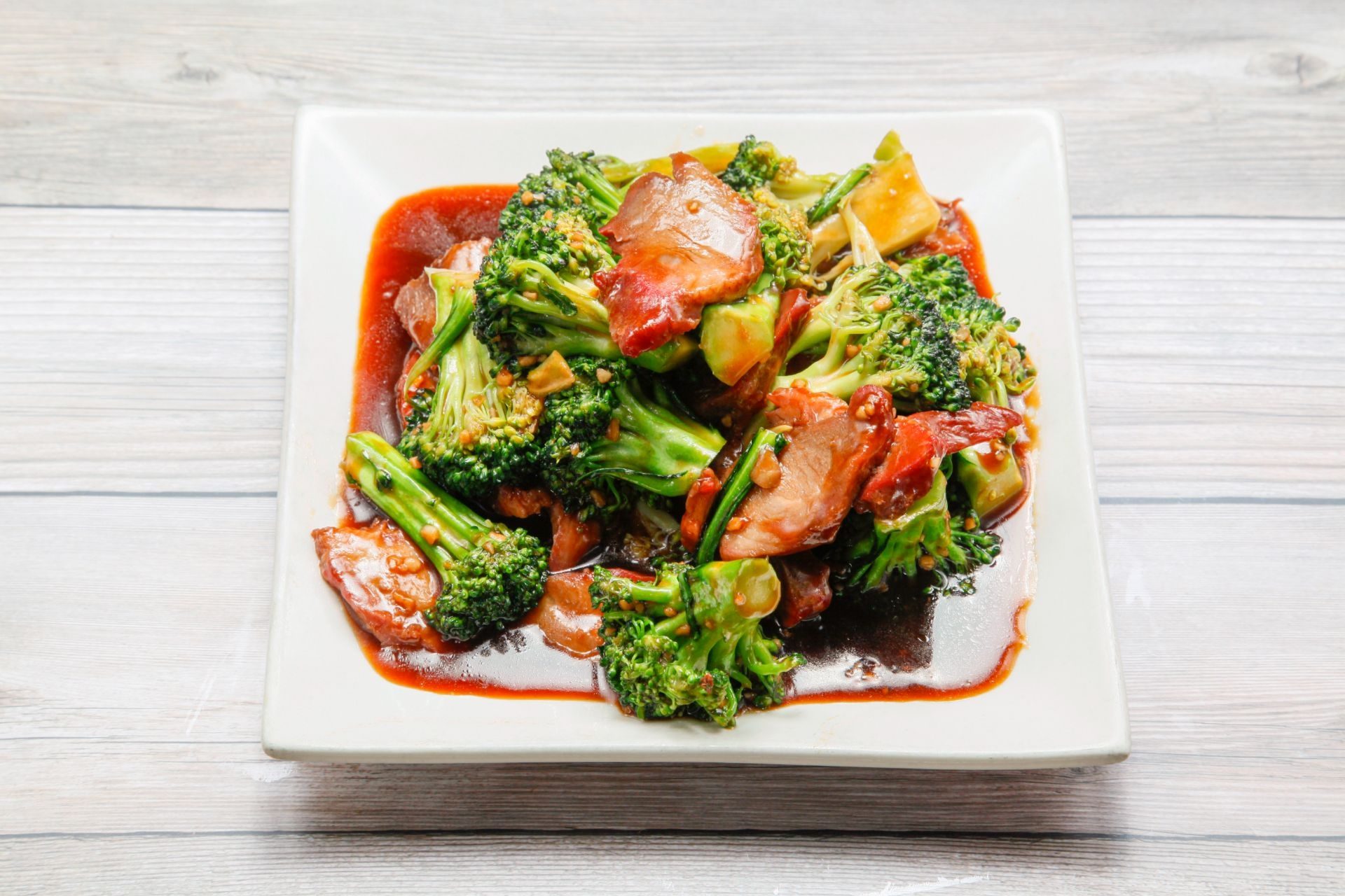 Barbecued pork with broccoli / 芥兰叉烧.