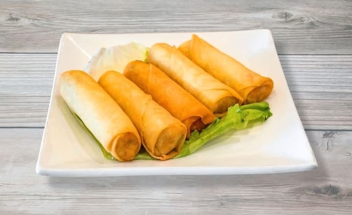 Egg rolls / 春卷.